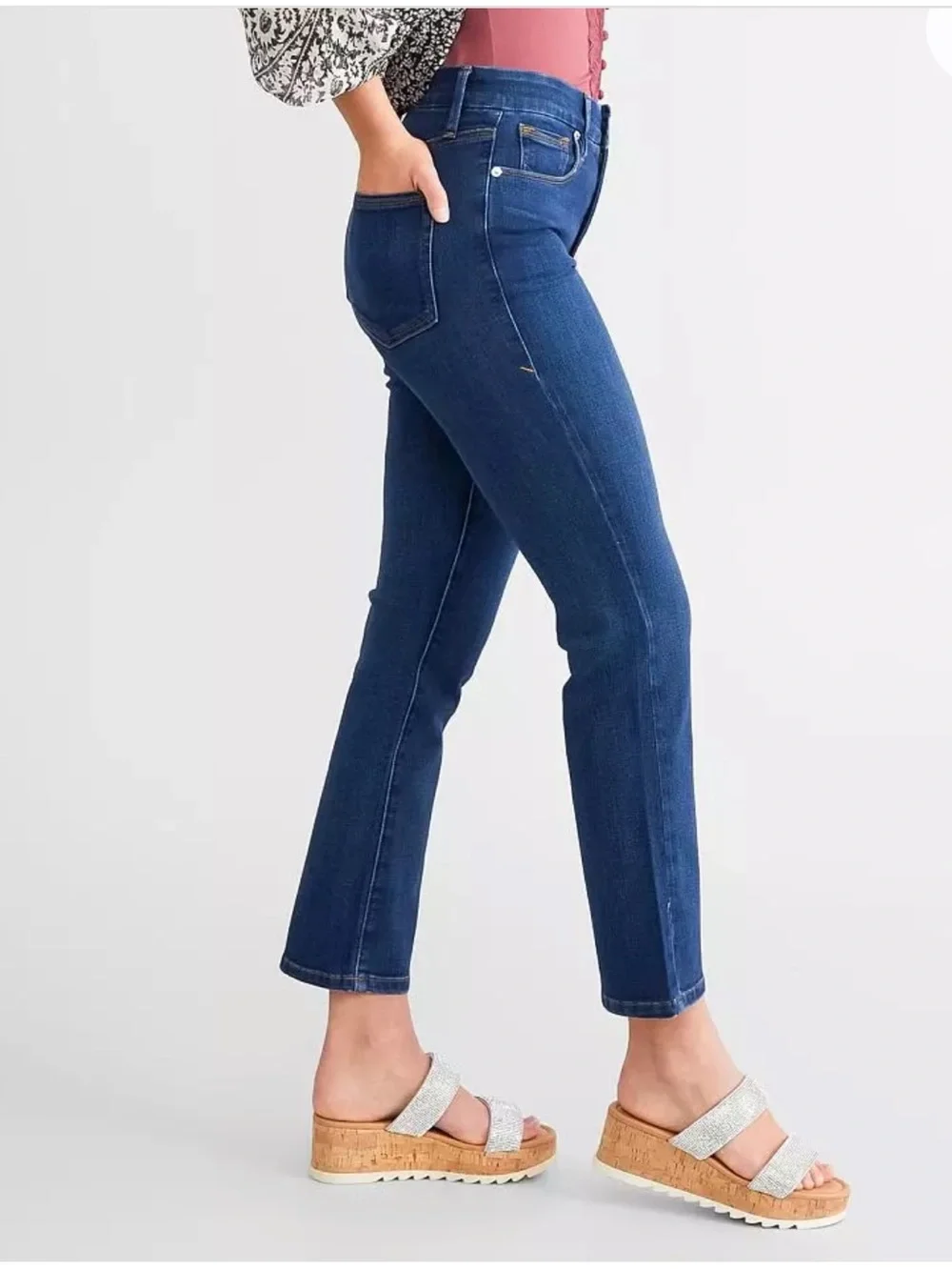 GOOD AMERICAN Good Legs High Rise Straight Stretch Jean